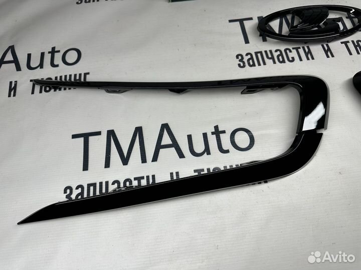 Молдинги Иксы черный антихром Гранта FL