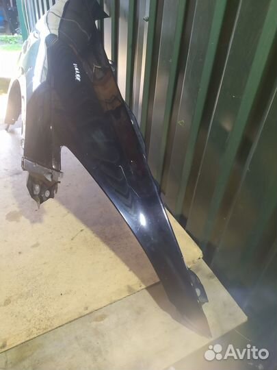 Крыло правое переднее mazda cx7