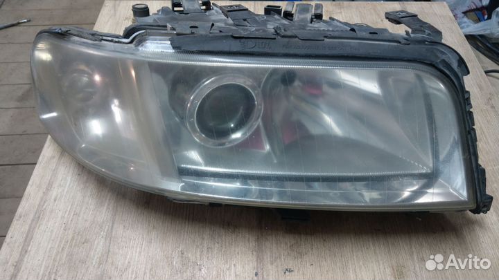 Фара правая ауди а8 д2 рест галоген