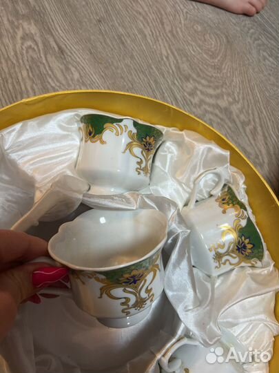 Фарфоровые чашки