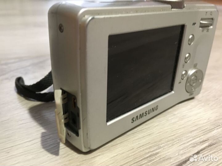 Цифровой фотоаппарат Samsung