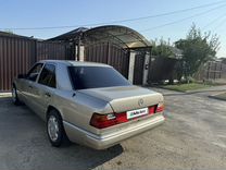 Mercedes-Benz W124 2.3 MT, 1990, 685 000 км, с пробегом, цена 370 000 руб.