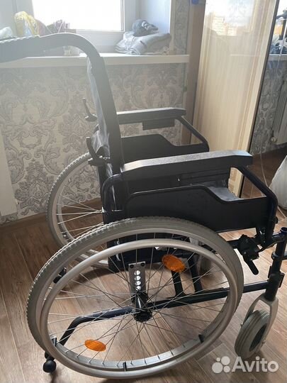 Коляска инвалидная