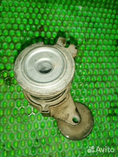 Ролик натяжной Skoda Fabia