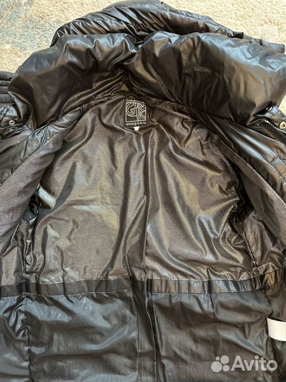 Пуховик зимний на мальчика 146