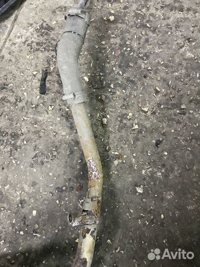 Заливная горловина Opel Astra J