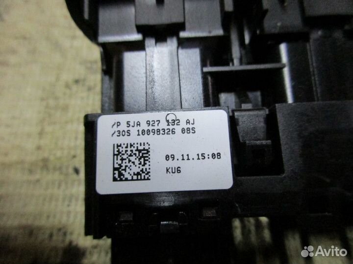 Блок кнопок Skoda Rapid 2013-2020 (5JA927132AJ)