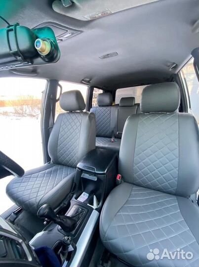 Чехлы Toyota Land Cruiser Prado 120 (ромб)