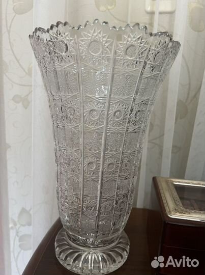 Ваза для цветов большая