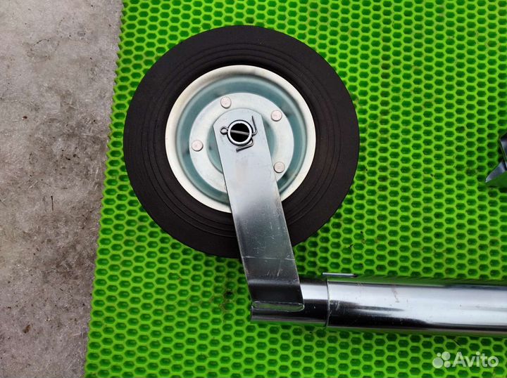 Опорное колесо для прицепа новое