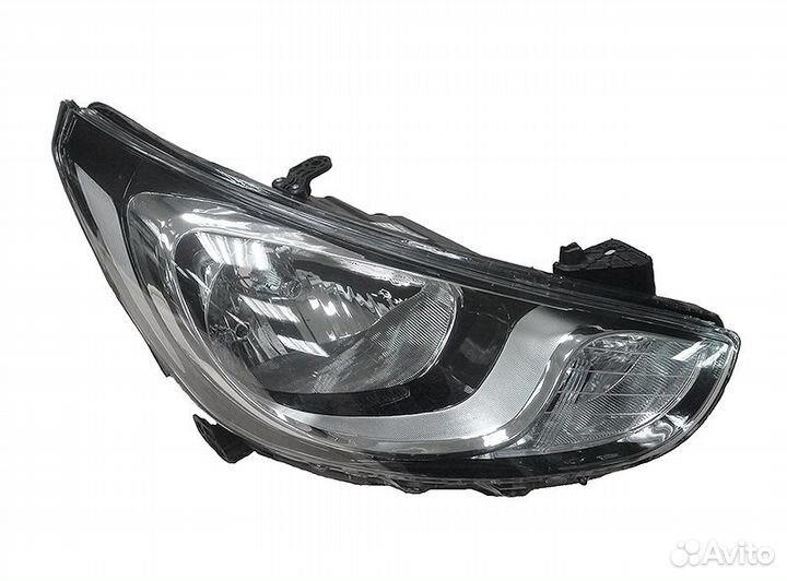 Передние фары на Hyundai Solaris