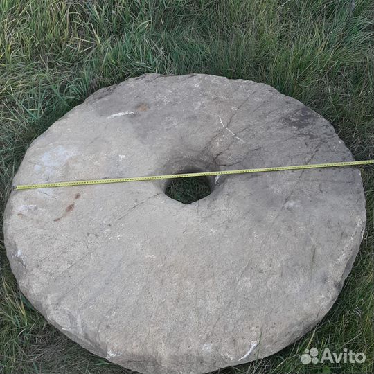 Жернов мельничный