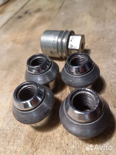 Секретки на колеса