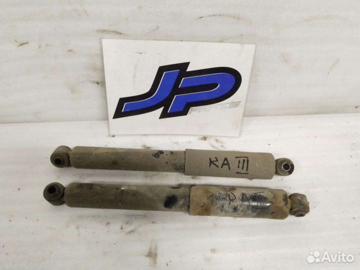 Стойки задние Dodge Caravan 3