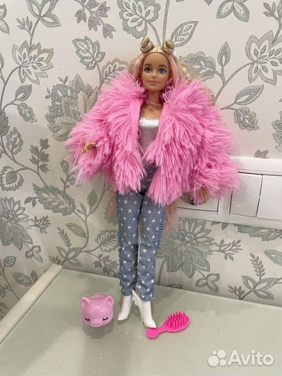 Кукла барби