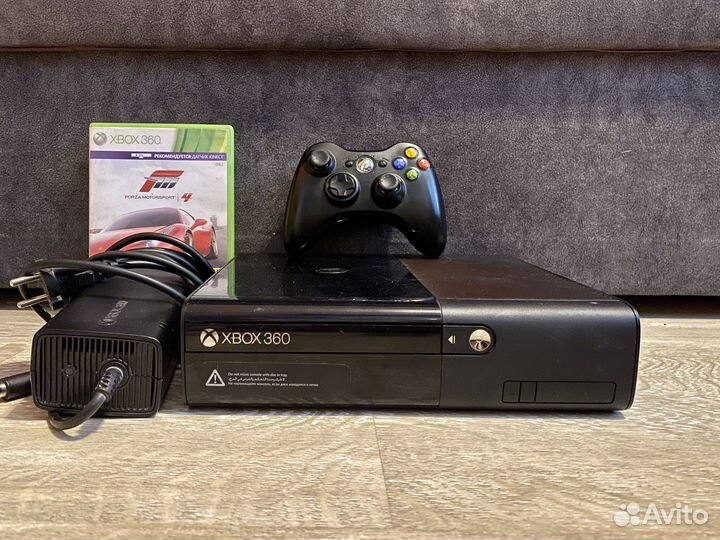 Xbox 360E 500Gb + Forza Motorsport 4