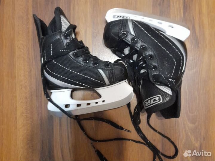 Детские коньки хоккейные 28 размер