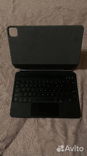 Клавиатура на iPad и стилус