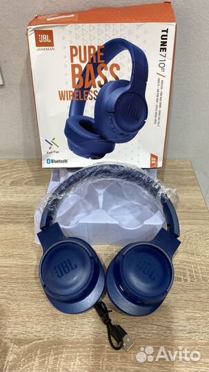 Беспроводные наушникиJBL Tune 710BT с микрофоном