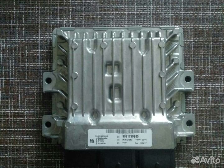 Электронный блок управления двигателем