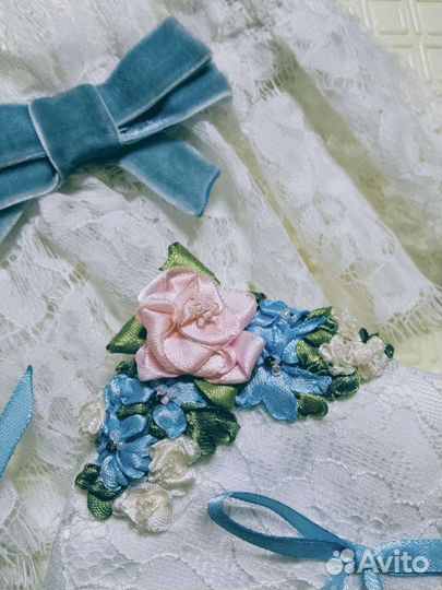 Аксессуары невесты: подушечка для колец, подвязка