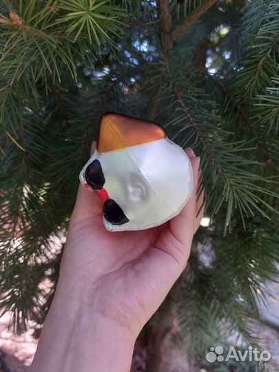 Стеклянная ёлочная игрушка