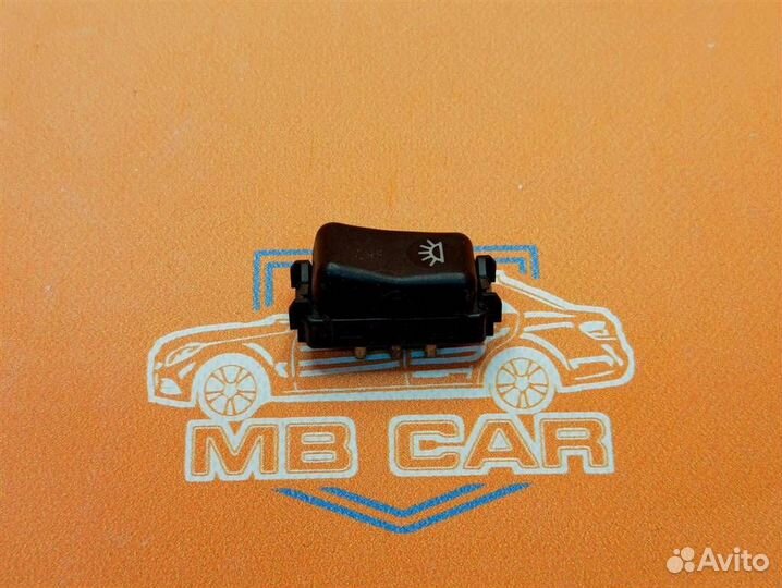 Кнопка w124 E-class 102.982