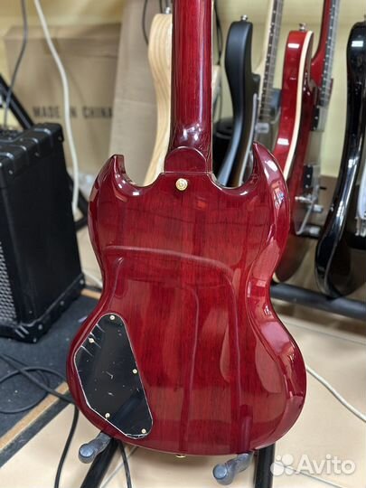 Электрогитара