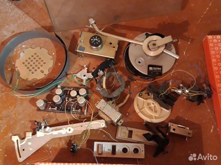 Проигрыватель винила Арктур 006. Разбор