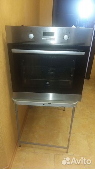 Встраиваемвй духовой шкаф Electrolux