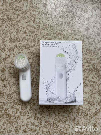 Щетка ультразвуковая для лица Clinique Sonic Syste