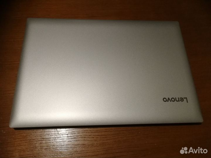 Большой игровой ноутбук17.3/i5 7200u/920MX/8GB/SSD