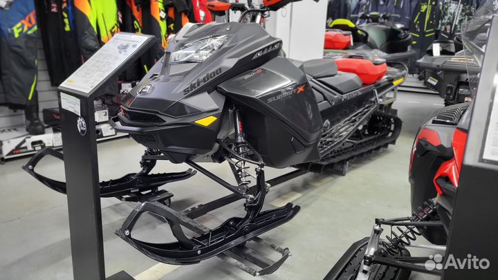 Снегоход Ski-Doo Summit X Expert 165 Turbo 2022