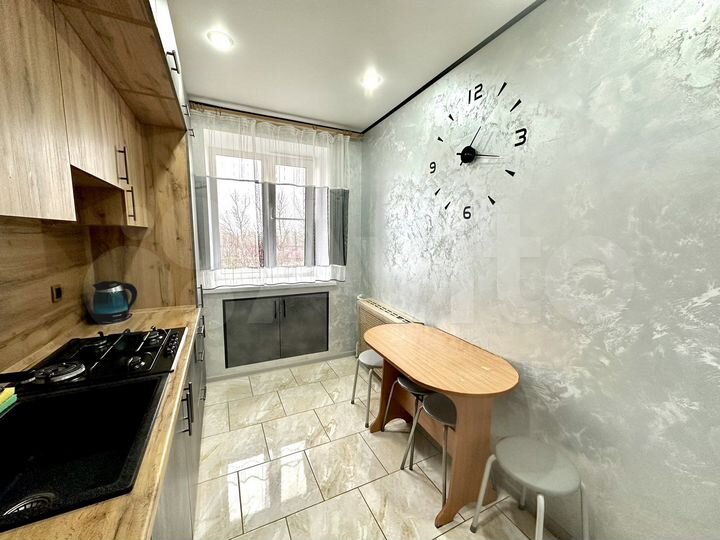 2-к. квартира, 52 м², 5/5 эт.