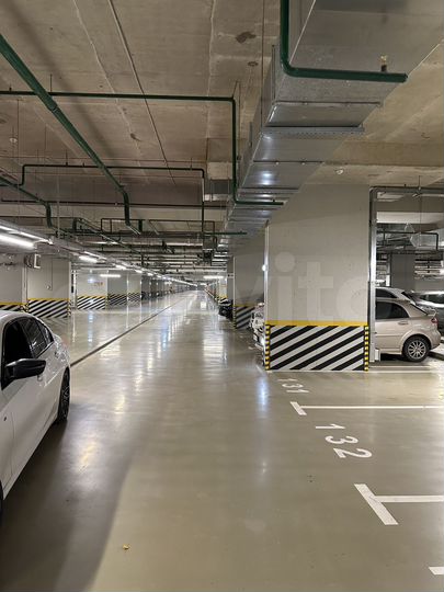 Машиноместо, 14 м²