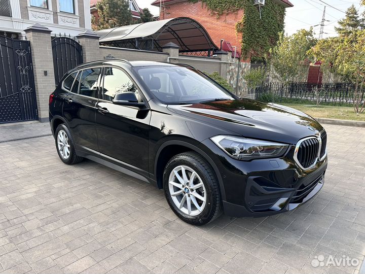 BMW X1 2.0 AT, 2020, 20 000 км