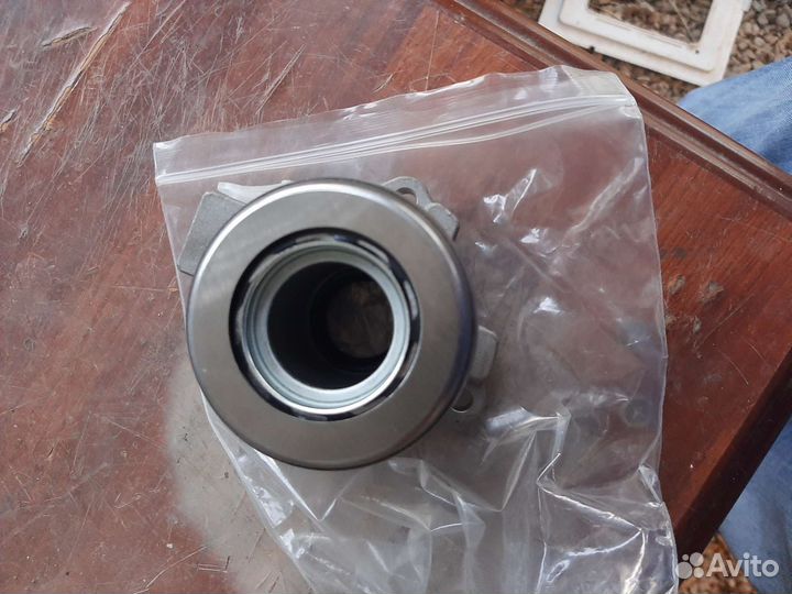 Выжимной подшипник новый