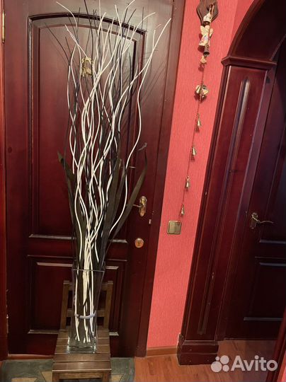 Ваза напольная Итальянская с декоративными ветками