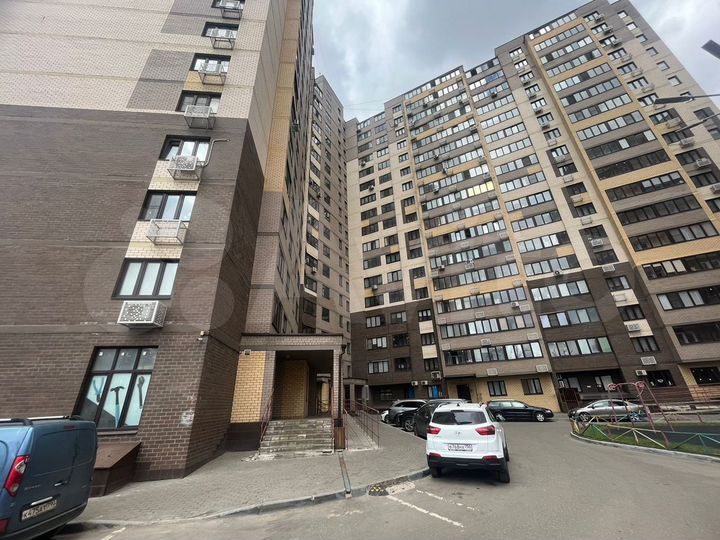 2-к. квартира, 61,4 м², 5/17 эт.