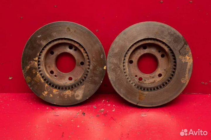 Диск тормозной передний Kia Ceed 1G G4FC 1.6 2006