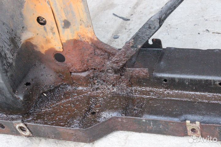 Передний телевизор Chevrolet Tahoe GMT400