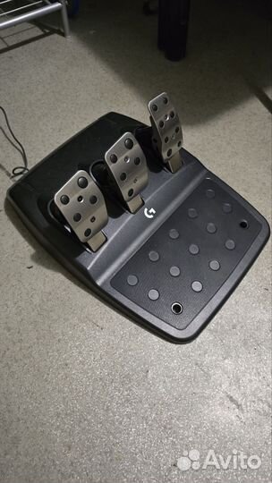 Игровой руль logitech g923