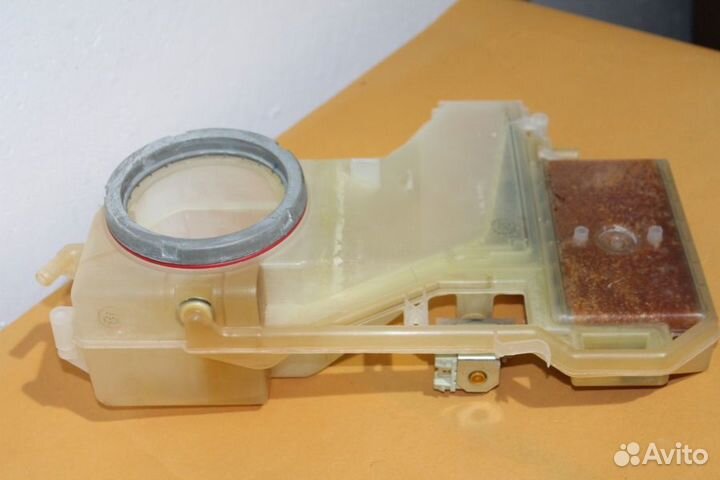 Соляной контейнер Bosch 00286906 бу. 4969