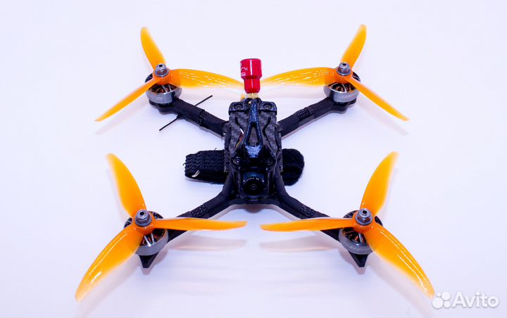 Гоночный квадрокоптер