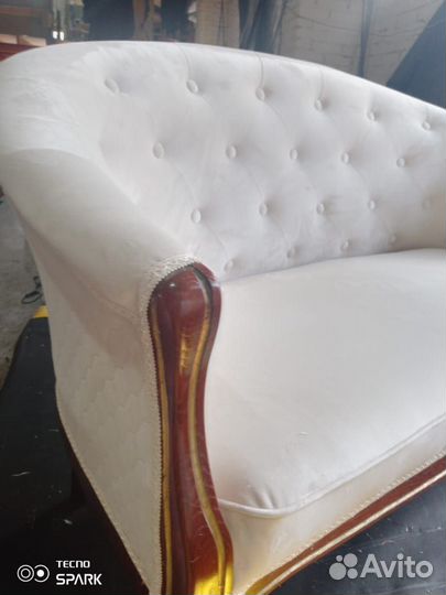 Перетяжка мягкой мебели