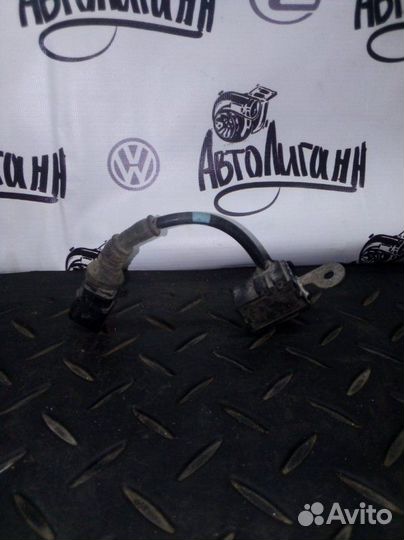 Датчик ускорения передний левый Volkswagen Touareg