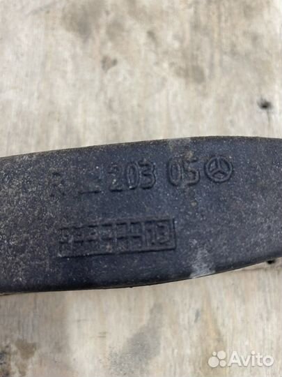 Mercedes w204 рычаг