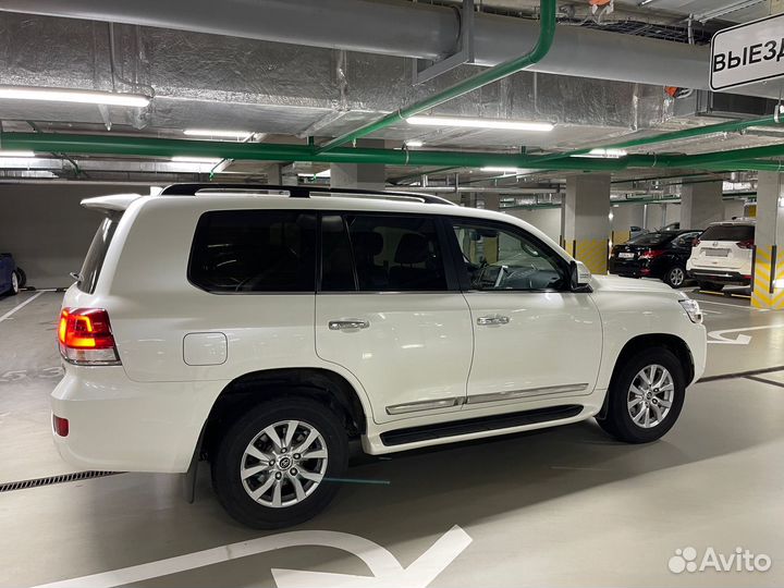 Toyota Land Cruiser 4.6 AT, 2016, 115 000 км