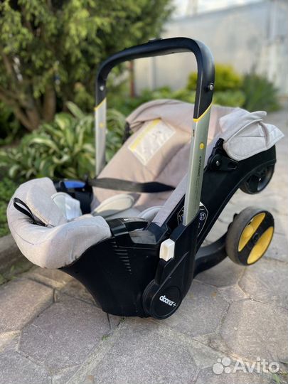 Коляска doona