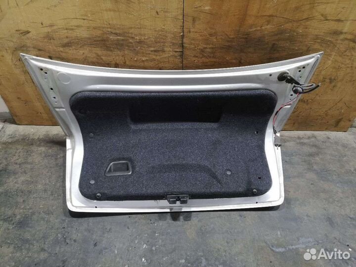 Крышка багажника Volvo S80